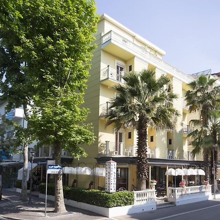 Hotel La Nidiola Риччоне Экстерьер фото